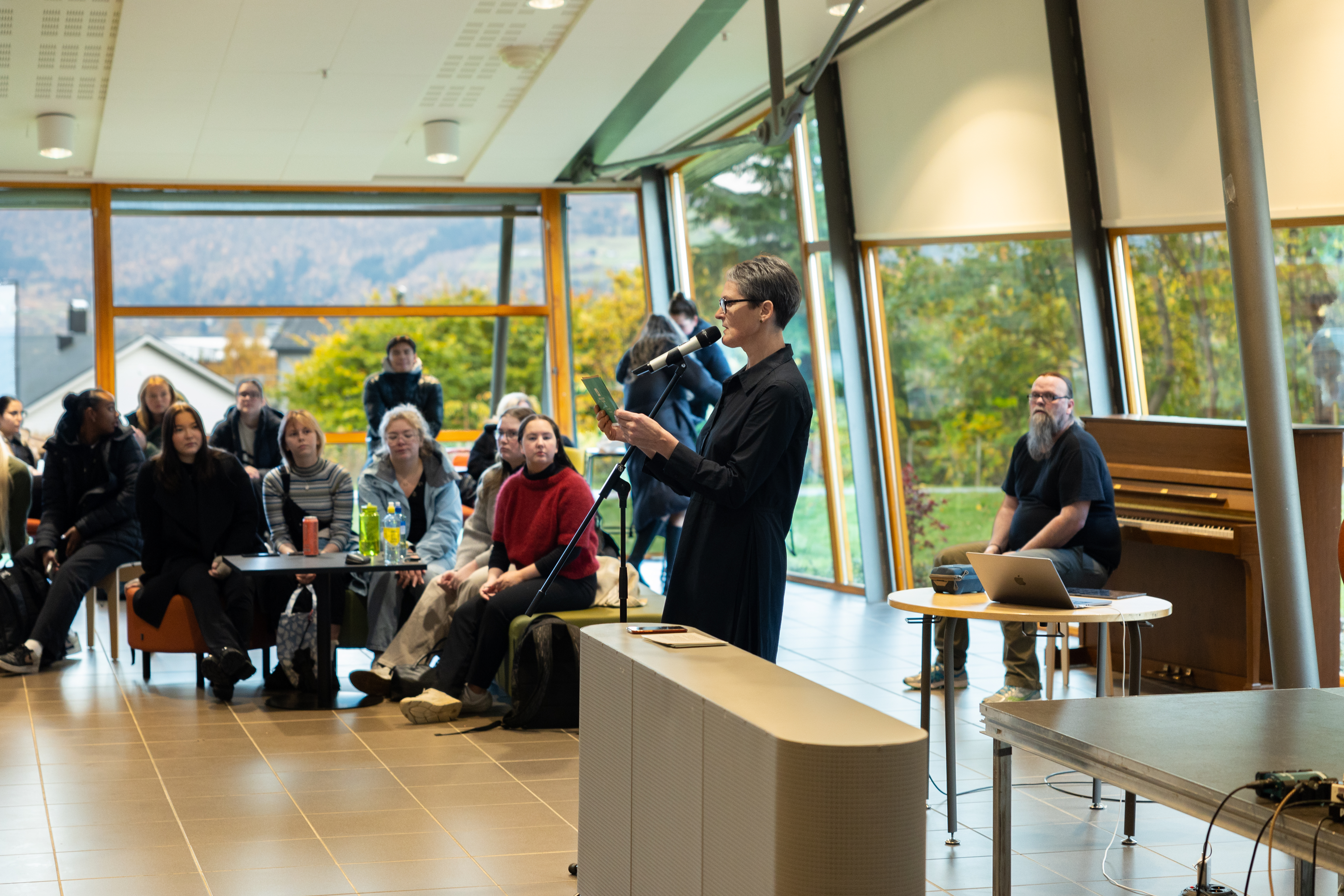 Dekan Randi Bergem &aring;pnet fagdagen