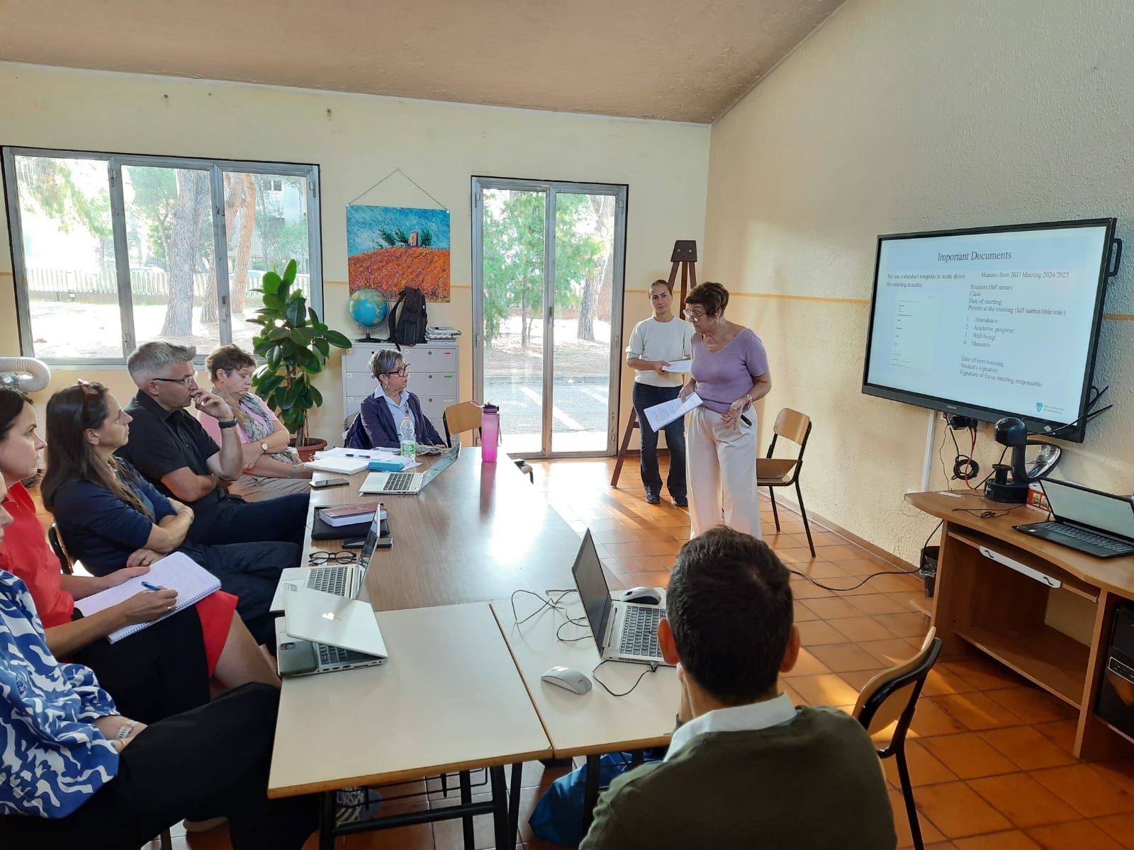 Samarbeidspartnarar i Erasmus+-prosjektet &laquo;Keep studying&raquo; samla i Italia.