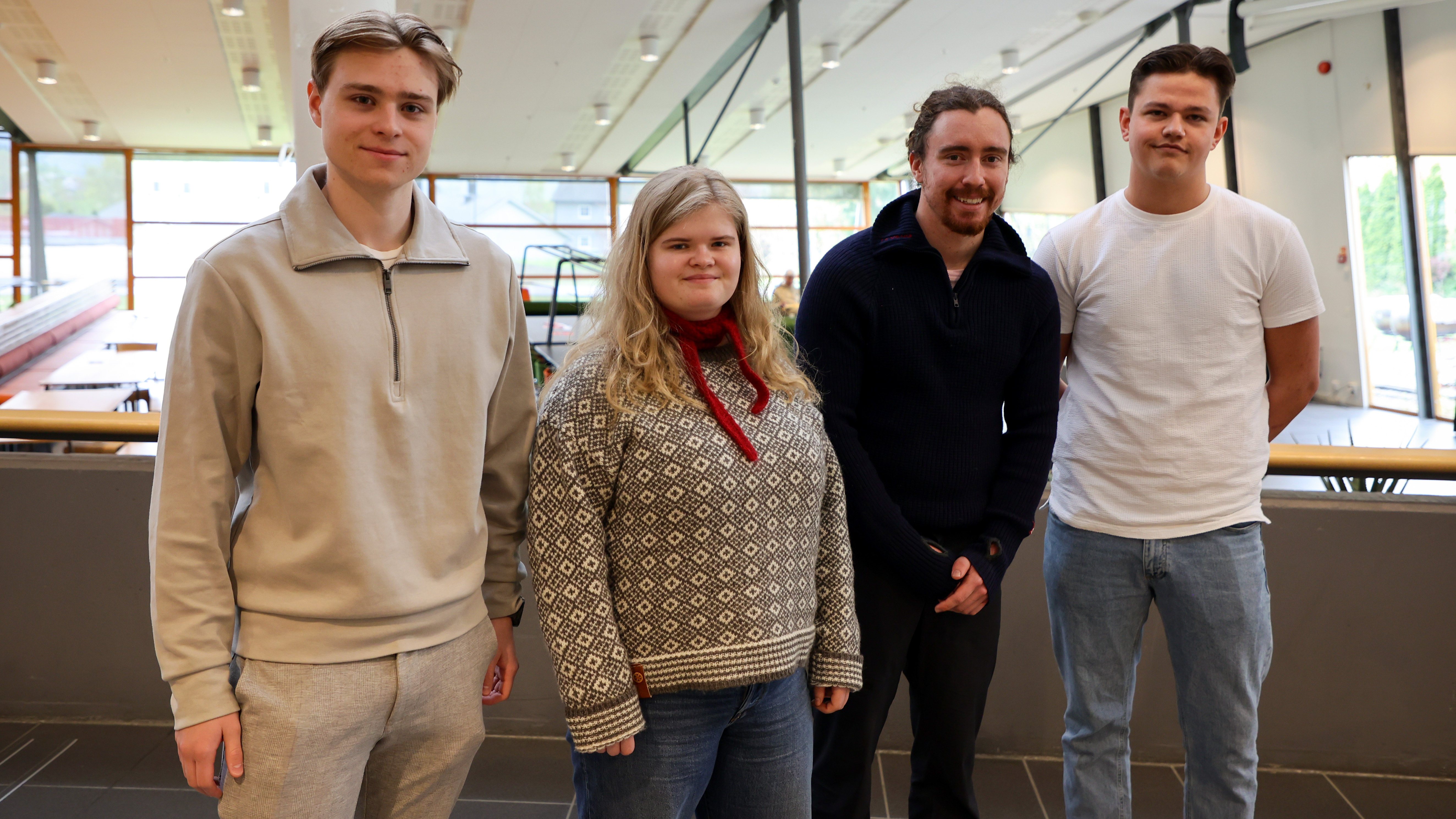 L&aelig;rarstudentar underviser &Oslash;yra-elevar i norsk under bes&oslash;ket.