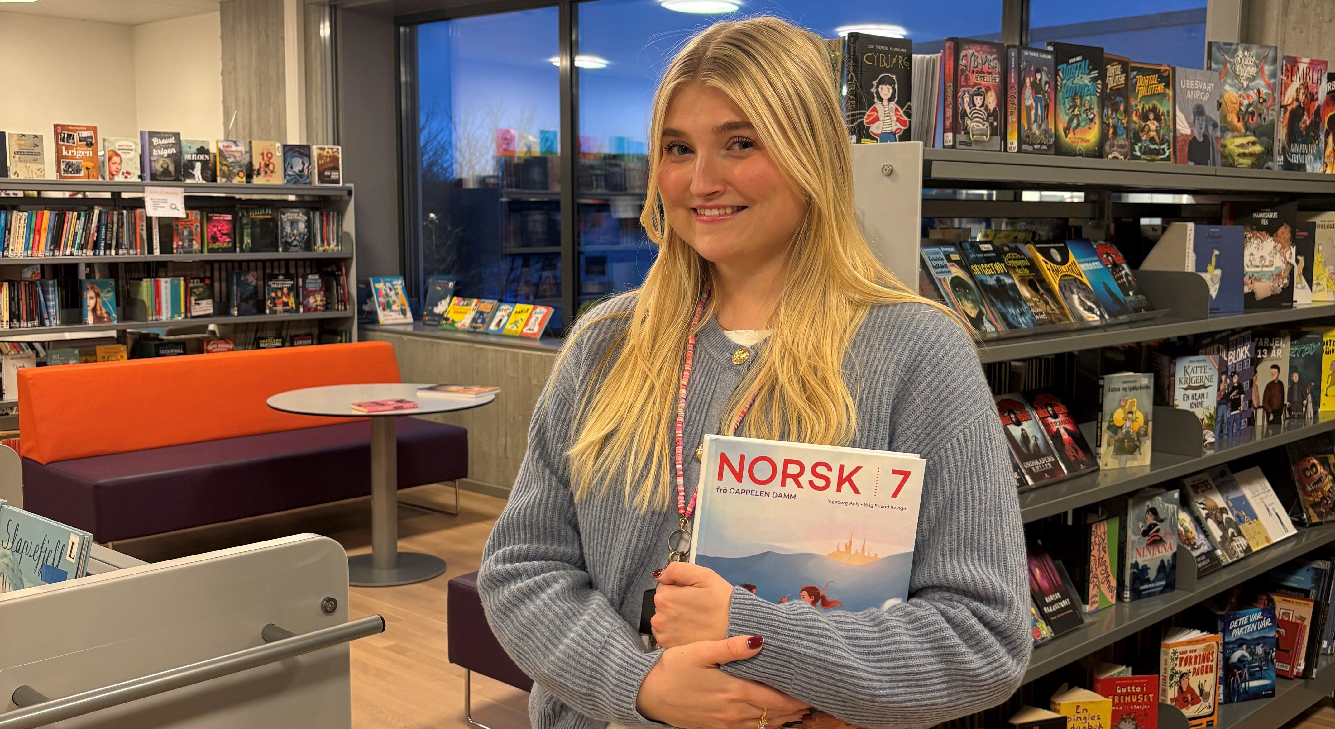 Tidligere Volda-student Emilie Grebstad Haglind k&aring;ret til &Aring;rets l&aelig;rer 2025