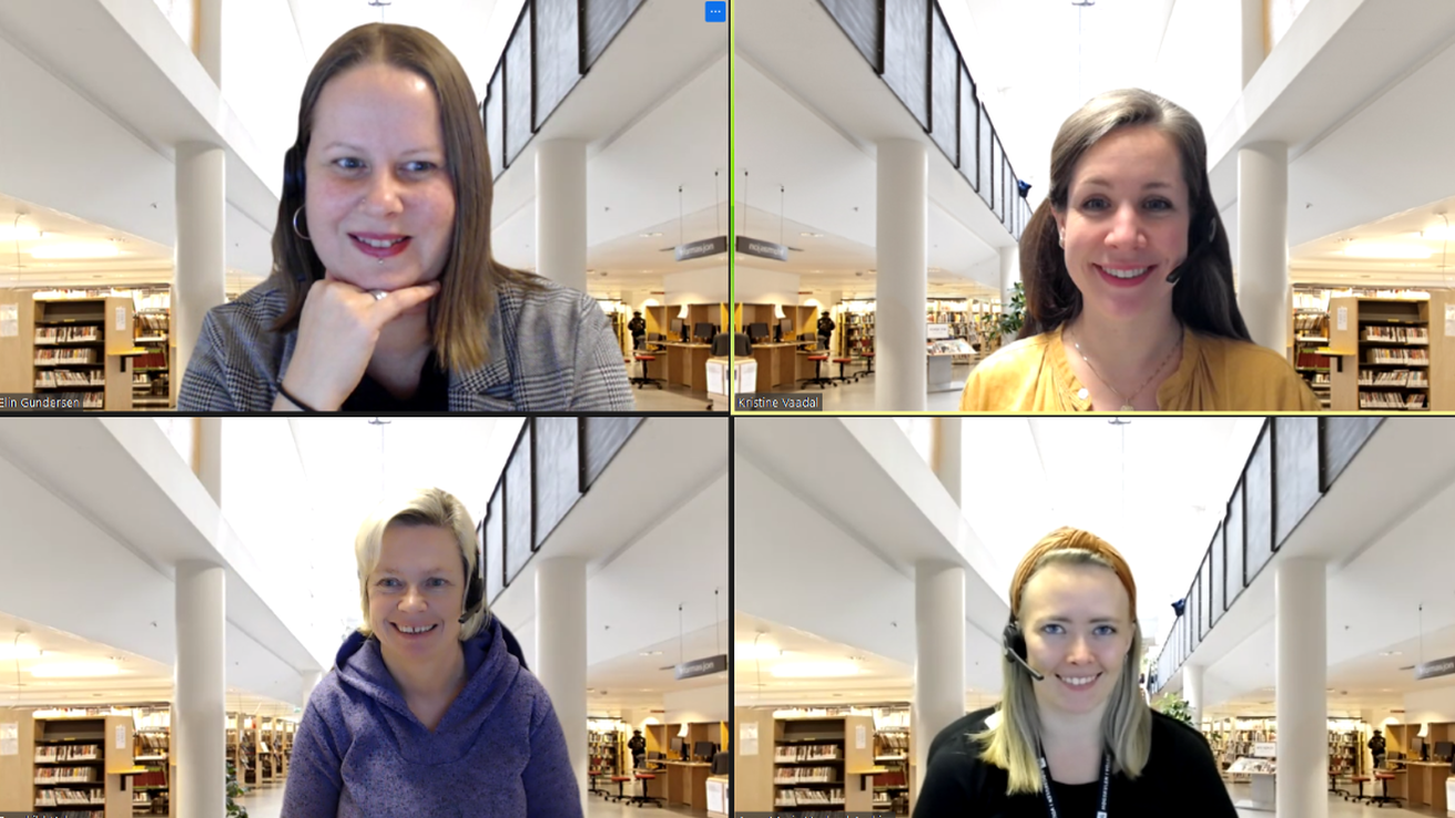 Dei tilsette på biblioteket har kjeldesorteringsstasjon på Zoom.
