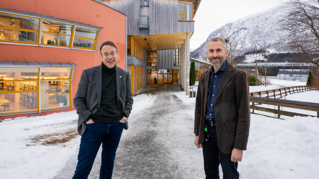 Roppen og Conradsen Rektor Johann Roppen og doktorand Stein Conradsen