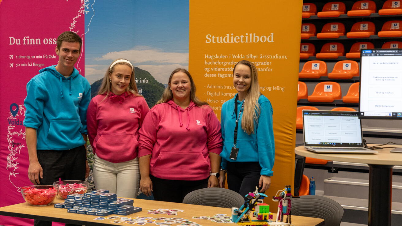 Studentambassadørar på karrieredag