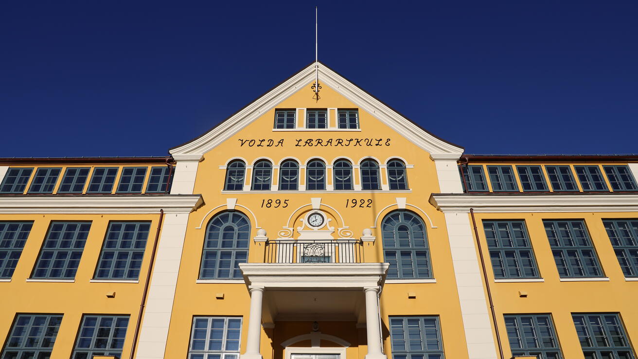 Henrik Kaarstad-huset ved Høgskulen i Volda.